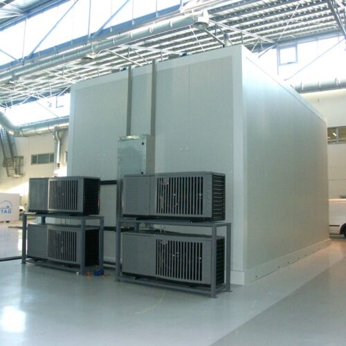batch_Aralab-Sun-and-Environment-simulation-drive-in-chamber-outside-view-2-500x500
